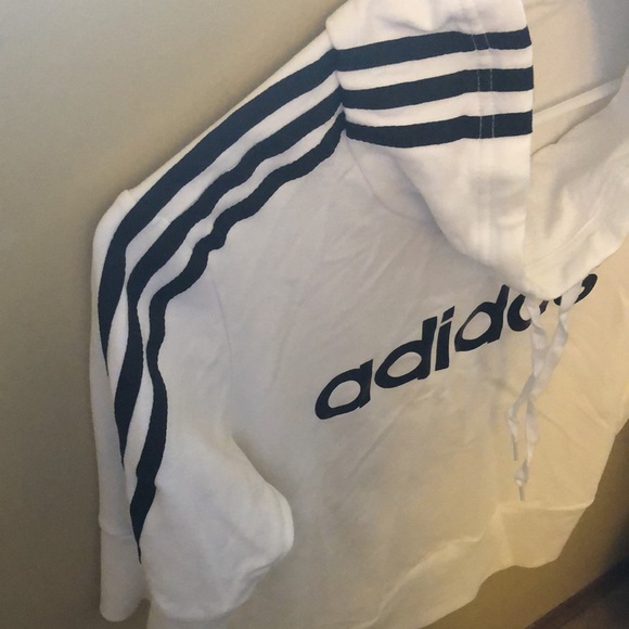 Adidas - Picture 3 of 4